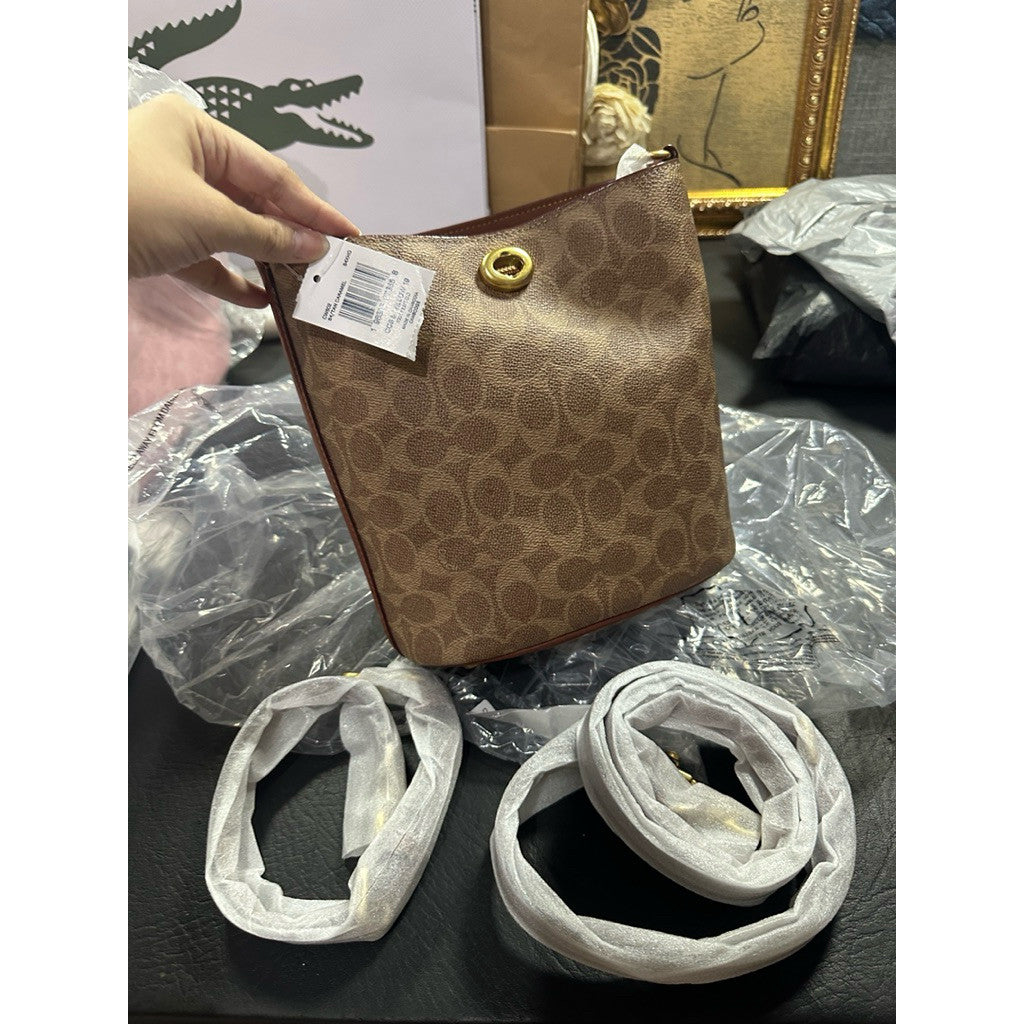 ORIG & IMPORTED CCH Retail Willow Soft Bucket Bag 19 In Tan/Brown