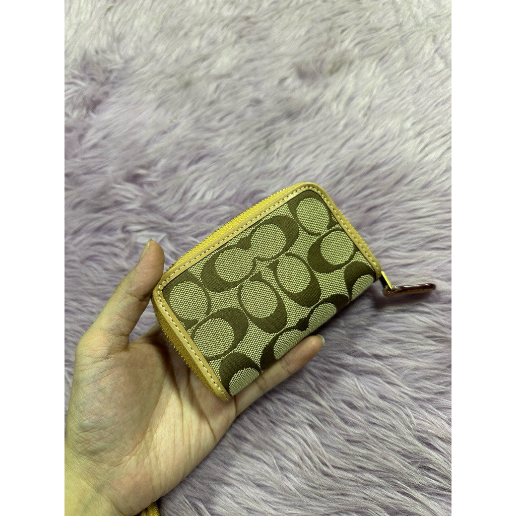 ORIG & IMPORTED CCH Essential Small Signature Jacquard Zip Around Brown Wallet