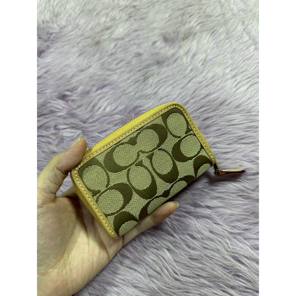 ORIG & IMPORTED CCH Essential Small Signature Jacquard Zip Around Brown Wallet