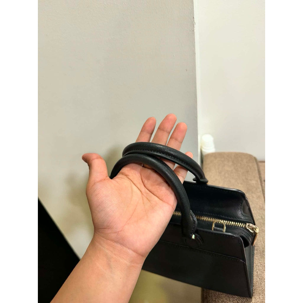 ORIG Preloved KS Madison Small Satchel Black Bag