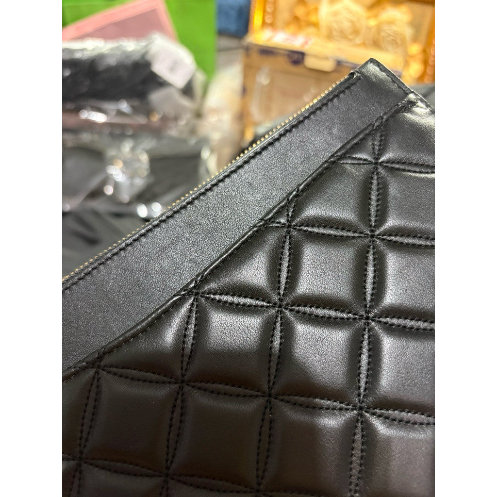 ORIG Preloved KS Natalia Quilted Large Zip Slim Pouch Black
