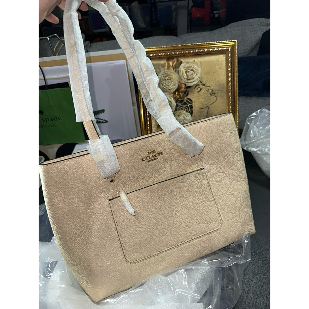 ORIG & IMPORTED CCH Station Large Tote Bag In Beige Oat