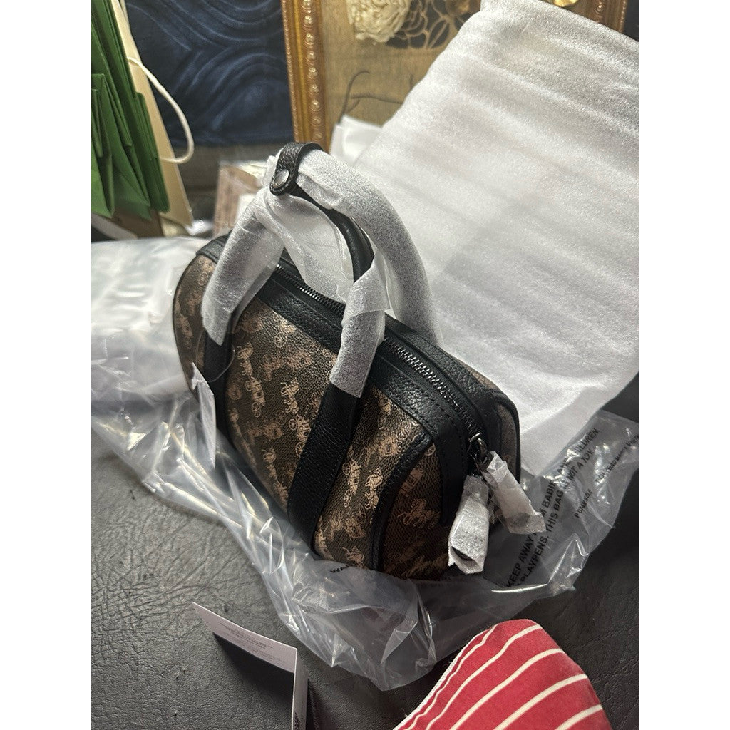 ORIG & IMPORTED CCH Retail Gotham Duffle 24 With Horse And Carriage Print Brown Men's Bag