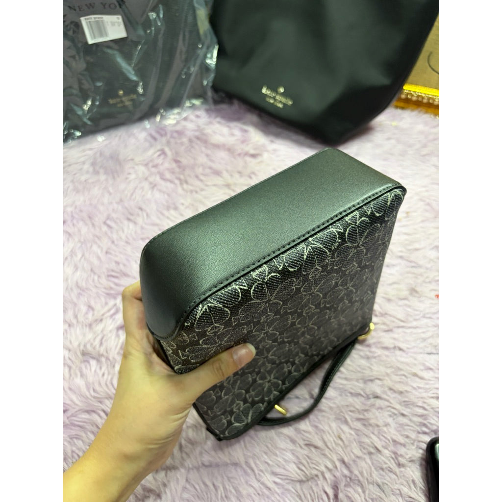 ORIG & IMPORTED KS Spade Flower Small Swingpack Slim Black/Beige Bag