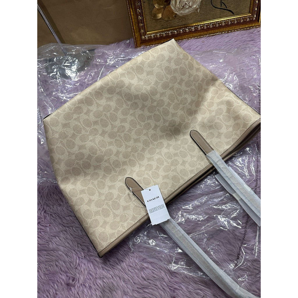 ORIG & IMPORTED CCH Large City Tote Bag In Sand/Taupe