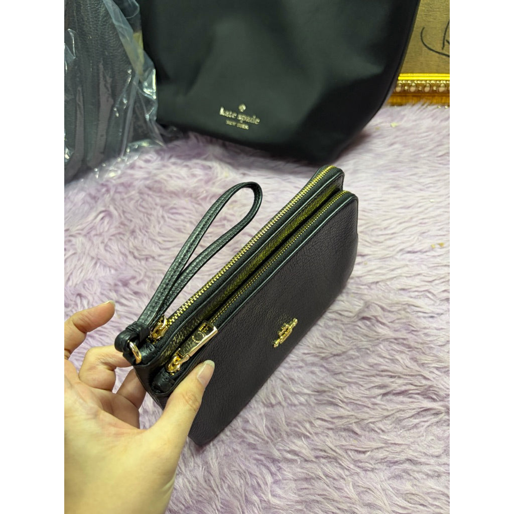 ORIG Preloved CCH Double Zip Large Phone Black Wallet Wristlet