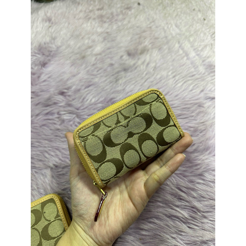 ORIG & IMPORTED CCH Essential Small Signature Jacquard Zip Around Brown Wallet