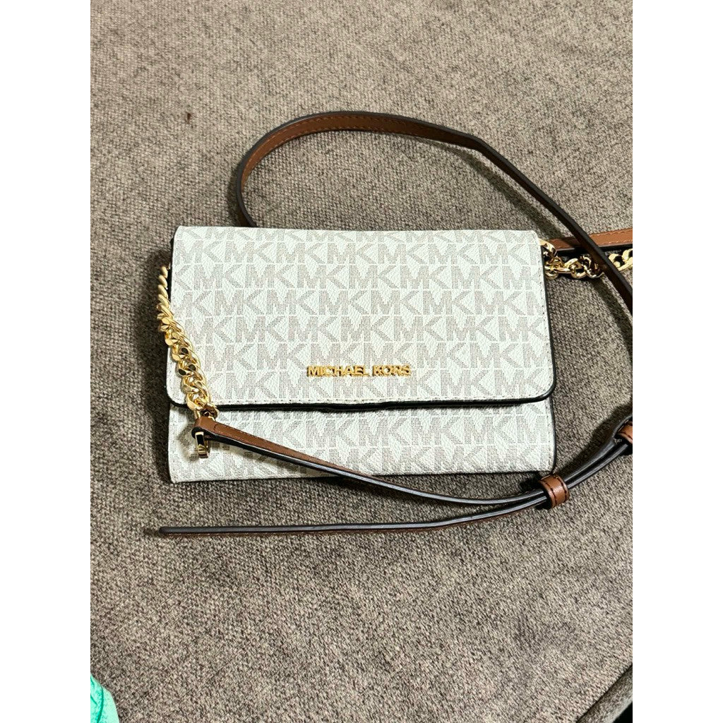 ORIG Preloved MK Jet Set Travel Medium Phone Crossbody Small Vanilla/White Bag