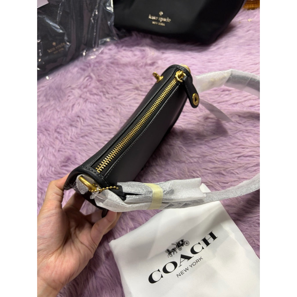 ORIG & IMPORTED CCH Retail Swinger 20 Small Shoulder Bag Black