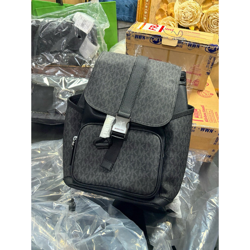 ORIG & IMPORTED MK Cooper Sporty Sling Pack Body Men's Bag Signature Black