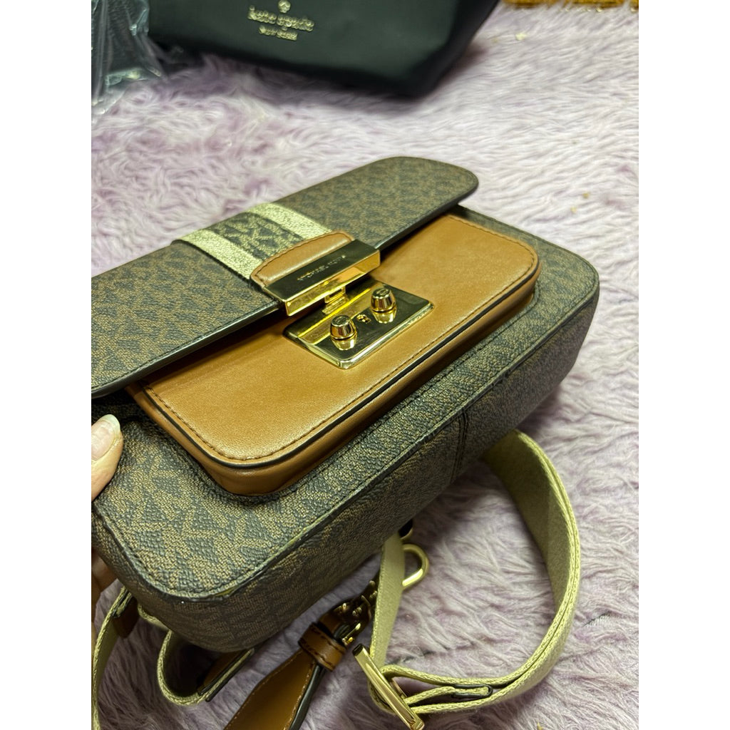 ORIG Preloved MK Sloan Editor Medium Flap Messenger Brown Bag