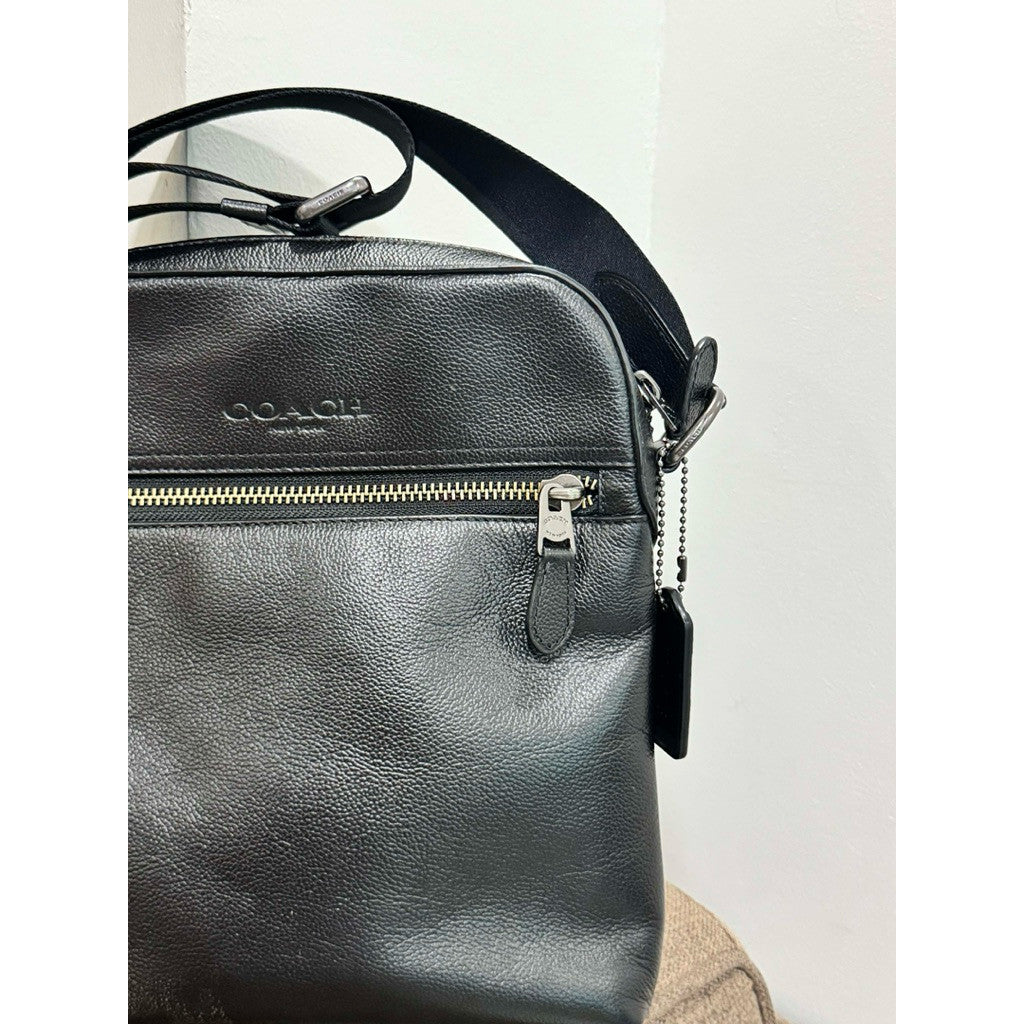 ORIG Preloved CCH Houston Flight Men's Bag Black