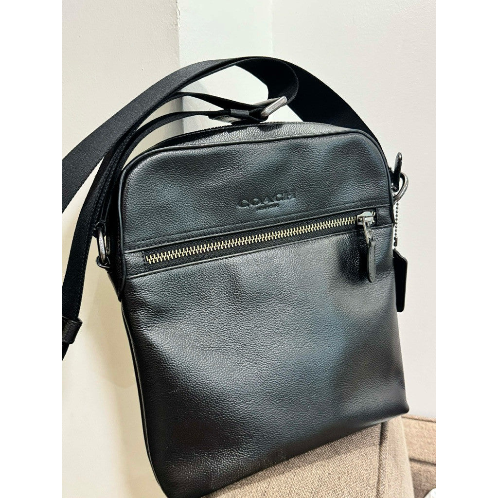 ORIG Preloved CCH Houston Flight Men's Bag Black