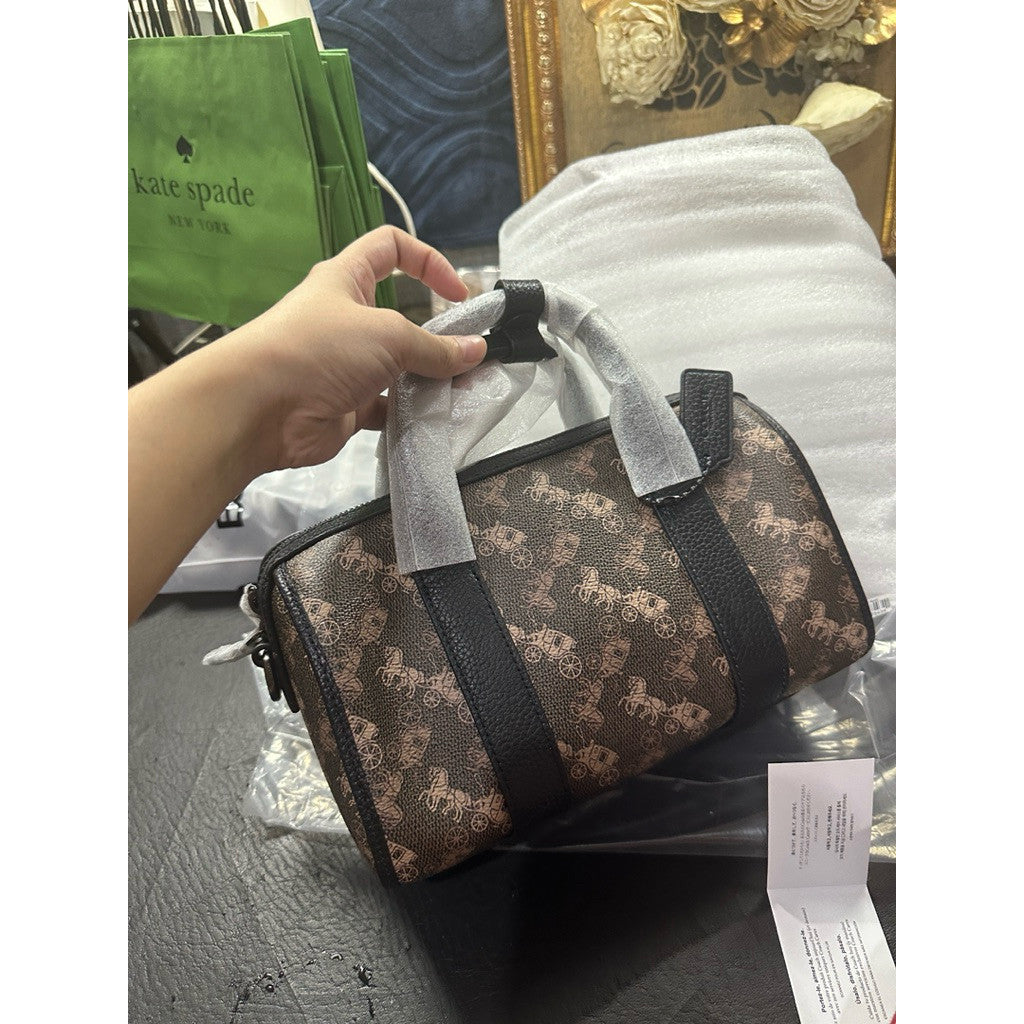 ORIG & IMPORTED CCH Retail Gotham Duffle 24 With Horse And Carriage Print Brown Men's Bag