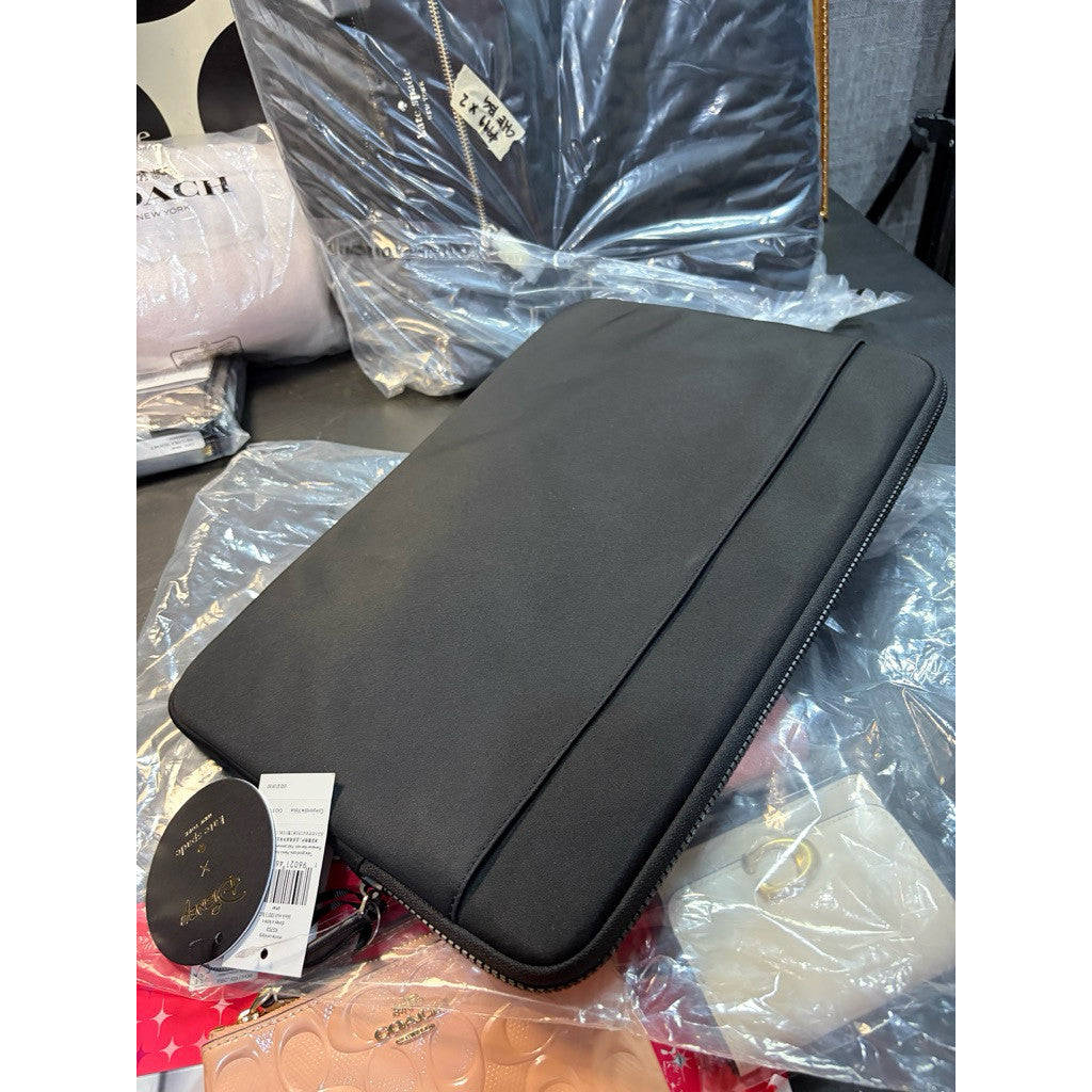 ORIG & IMPORTED KS Disney Minnie Universal Laptop Sleeve Black