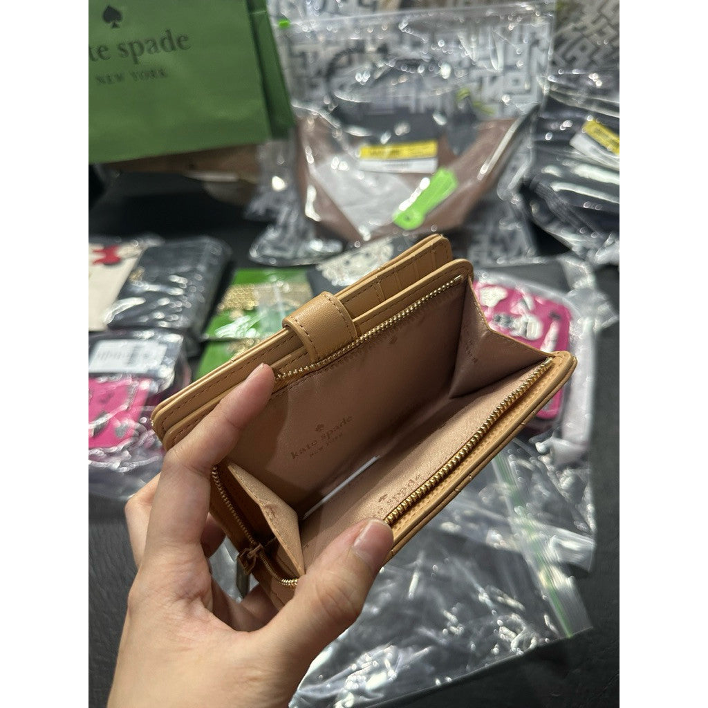 ORIG & IMPORTED KS Carey Quilted Leather Medium Bifold Wallet in Tiramisu Brown