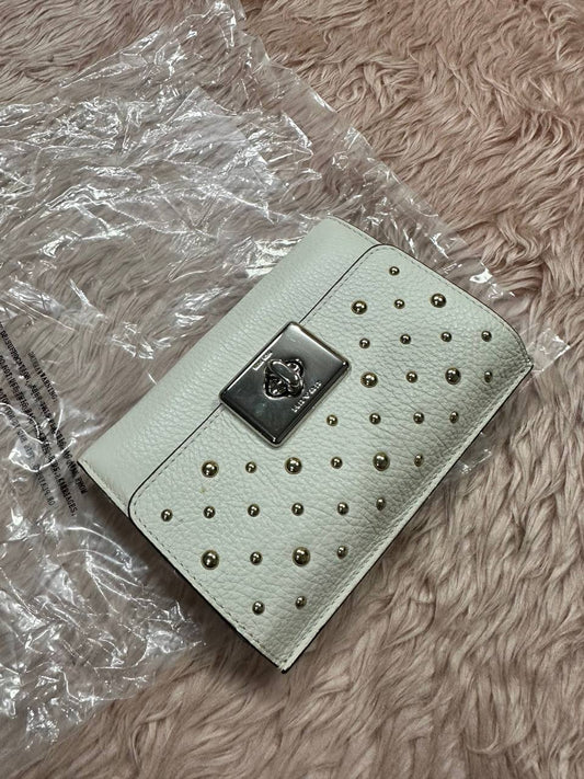 ORIG & IMPORTED COACH Cassidy Turnlock Medium Wallet With Rivets White