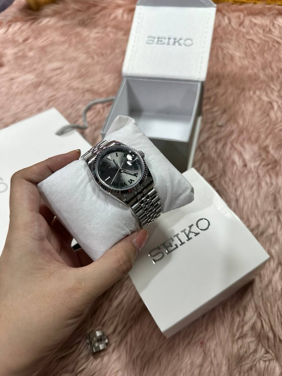 AUTHENTIC/ORIGINAL Preloved Seiko Datejust Mod Sunburst Grey Watch
