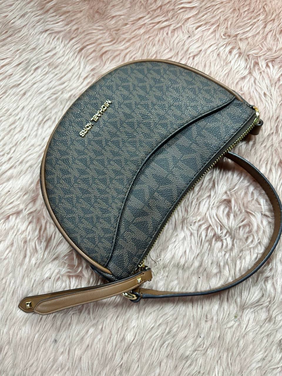 AUTHENTIC/ORIGINAL Preloved MK Signature Dover Small Half Moon Crossbody Bag Brown