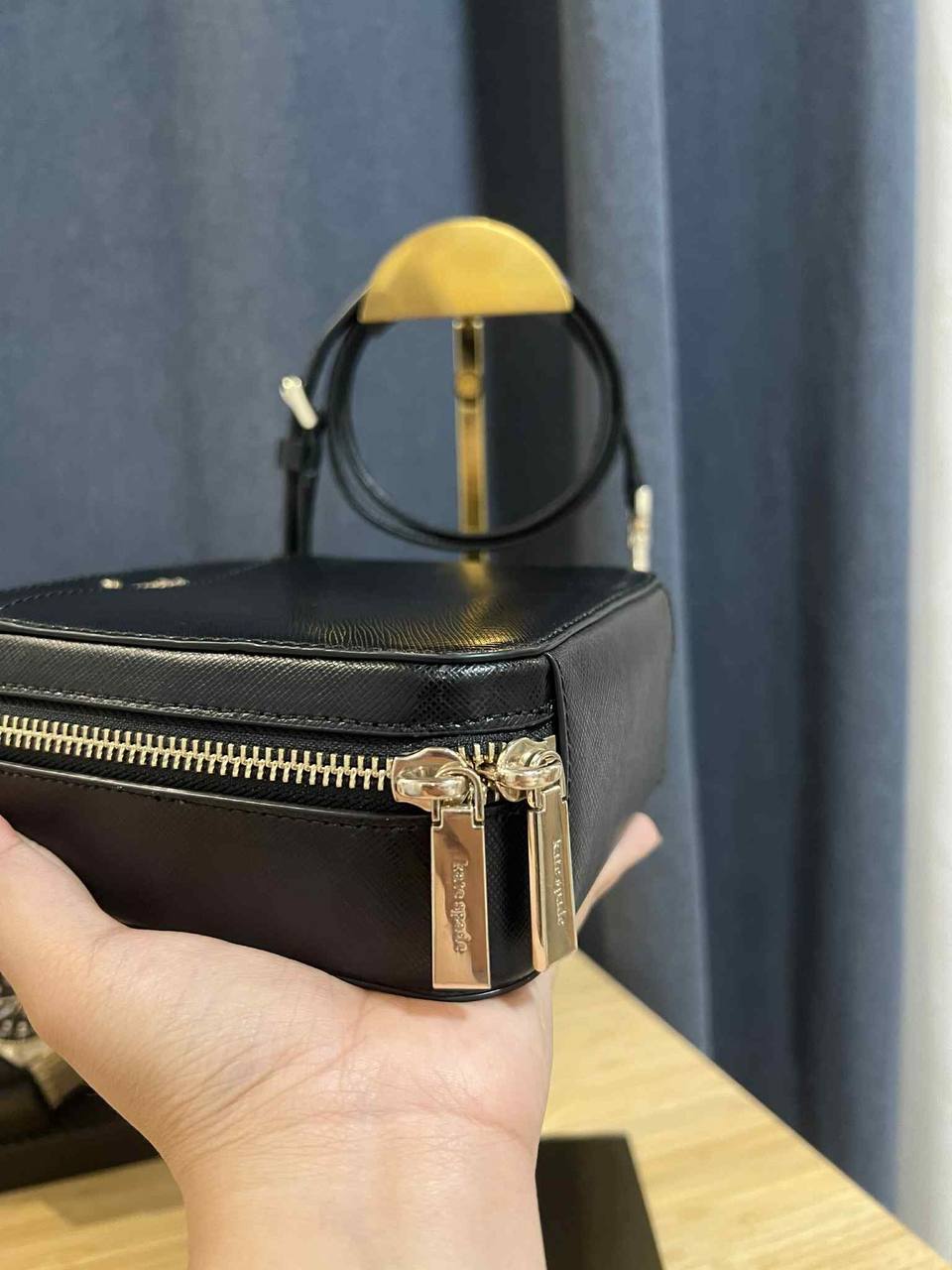 AUTHENTIC/ORIGINAL Preloved KS Daisy Vanity Crossbody Small Bag in Black