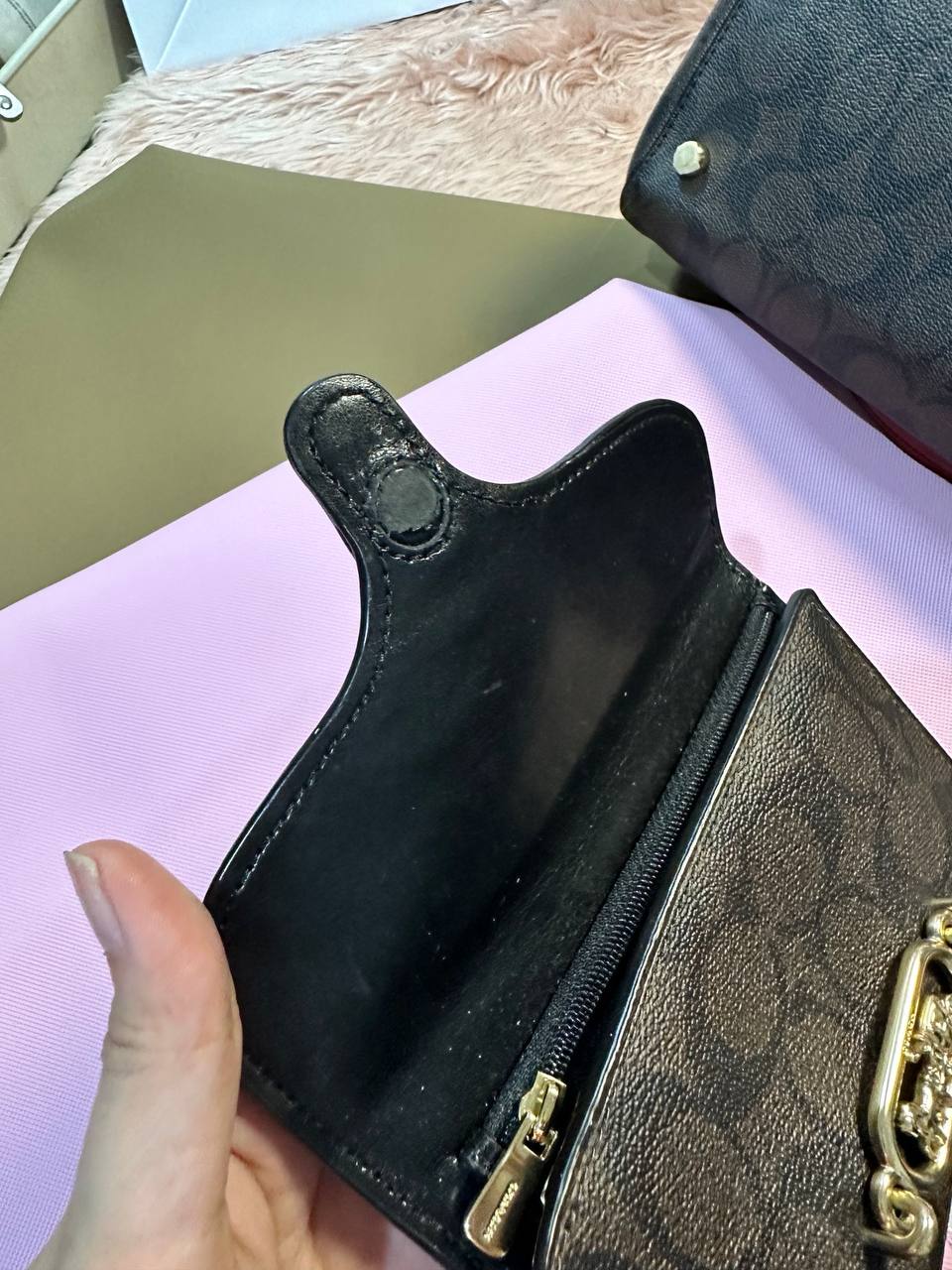 AUTHENTIC/ORIGINAL Preloved COACH Jade Medium Envelope Wallet Brown