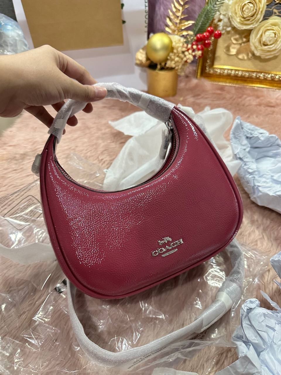 AUTHENTIC/ORIGINAL COACH Carmen Mini Crossbody Bag Pink