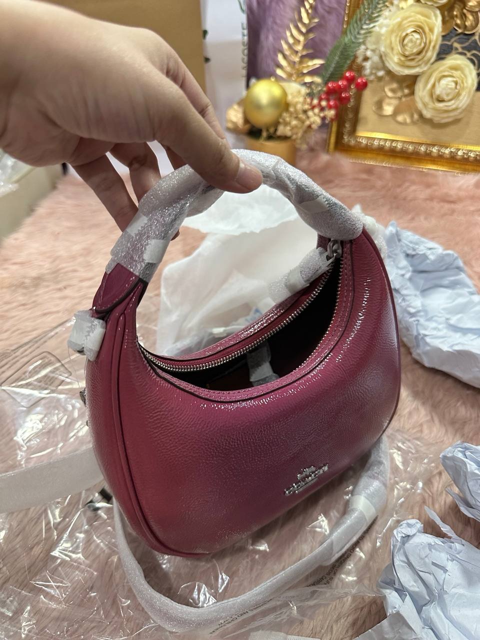 AUTHENTIC/ORIGINAL COACH Carmen Mini Crossbody Bag Pink