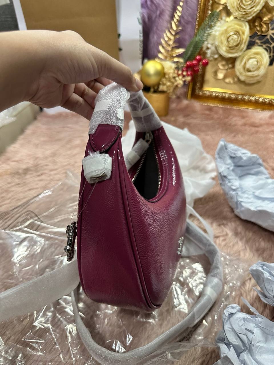 AUTHENTIC/ORIGINAL COACH Carmen Mini Crossbody Bag Pink
