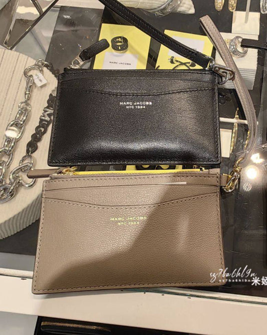 ORIG & IMPORTED MARC JACOBS MJ The Top Zip Wristlet Wallet Taupe / Black
