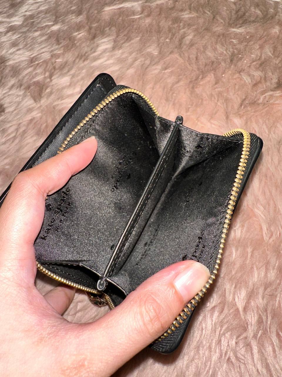 ORIG Preloved Kate Spade KS Minnie Mouse Zip Around Black Small Wallet