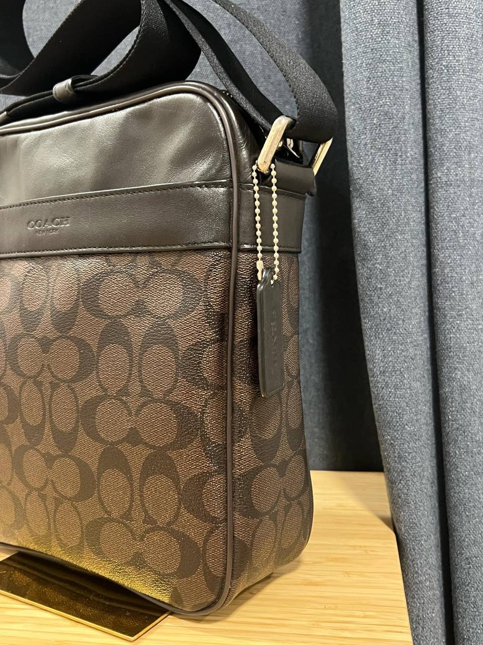 ORIG Preloved Coach Charles Flight Men Bag Brown