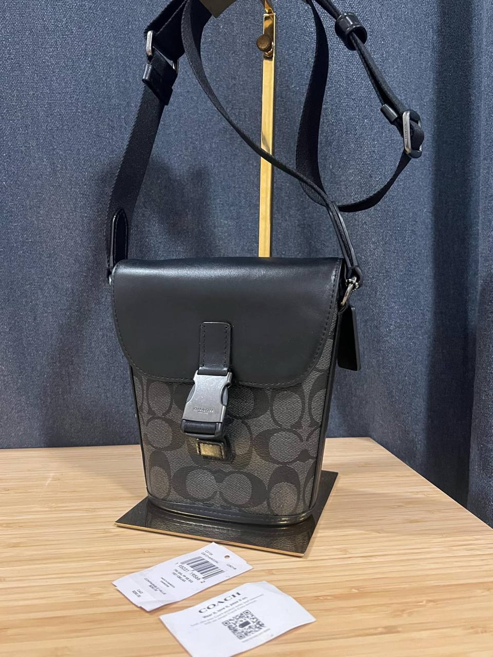 ORIG Preloved Coach Track Small Flap Crossbody Men Phone Bag