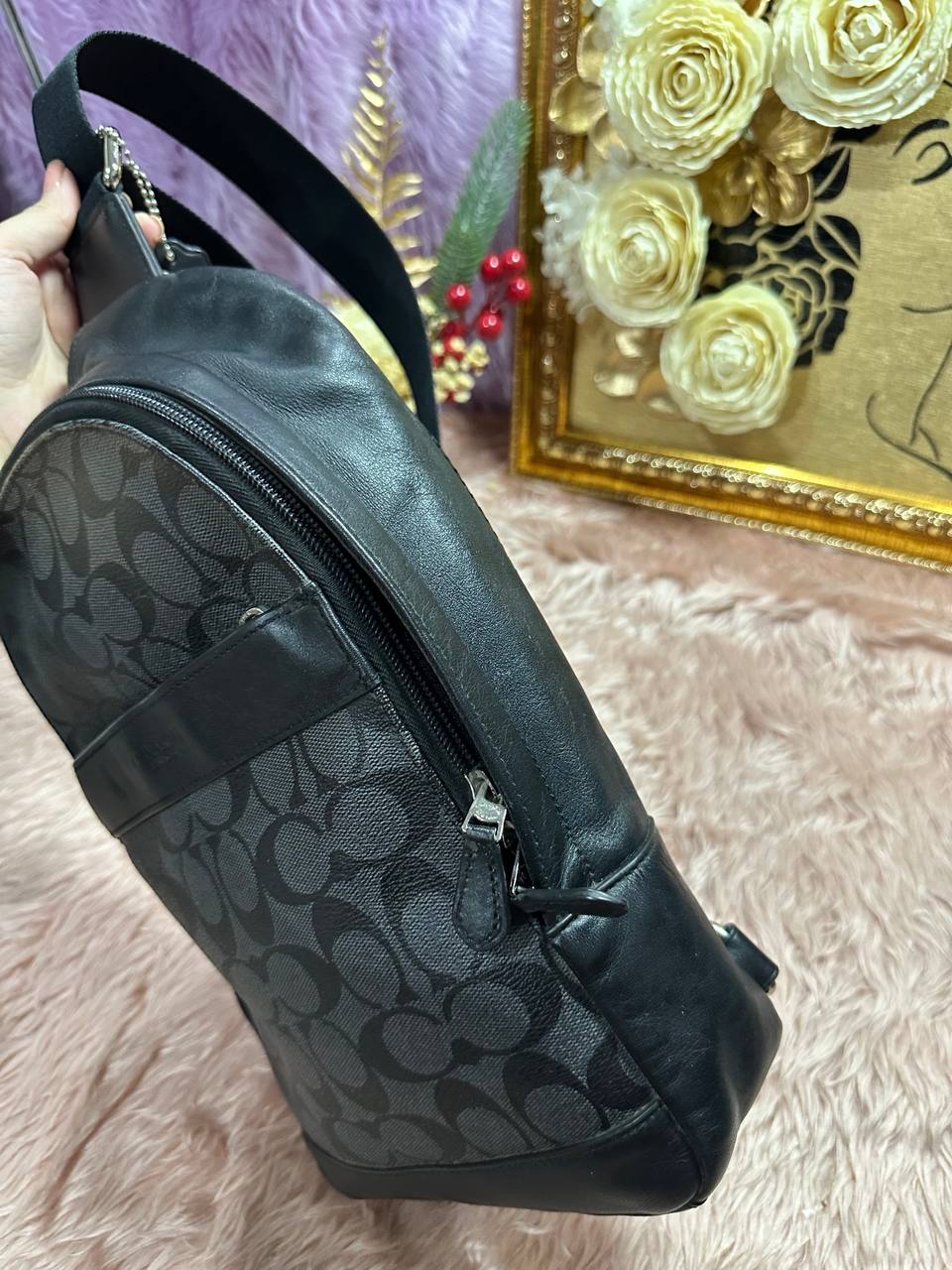 ORIG Preloved COACH Campus Pack Body Bag Black