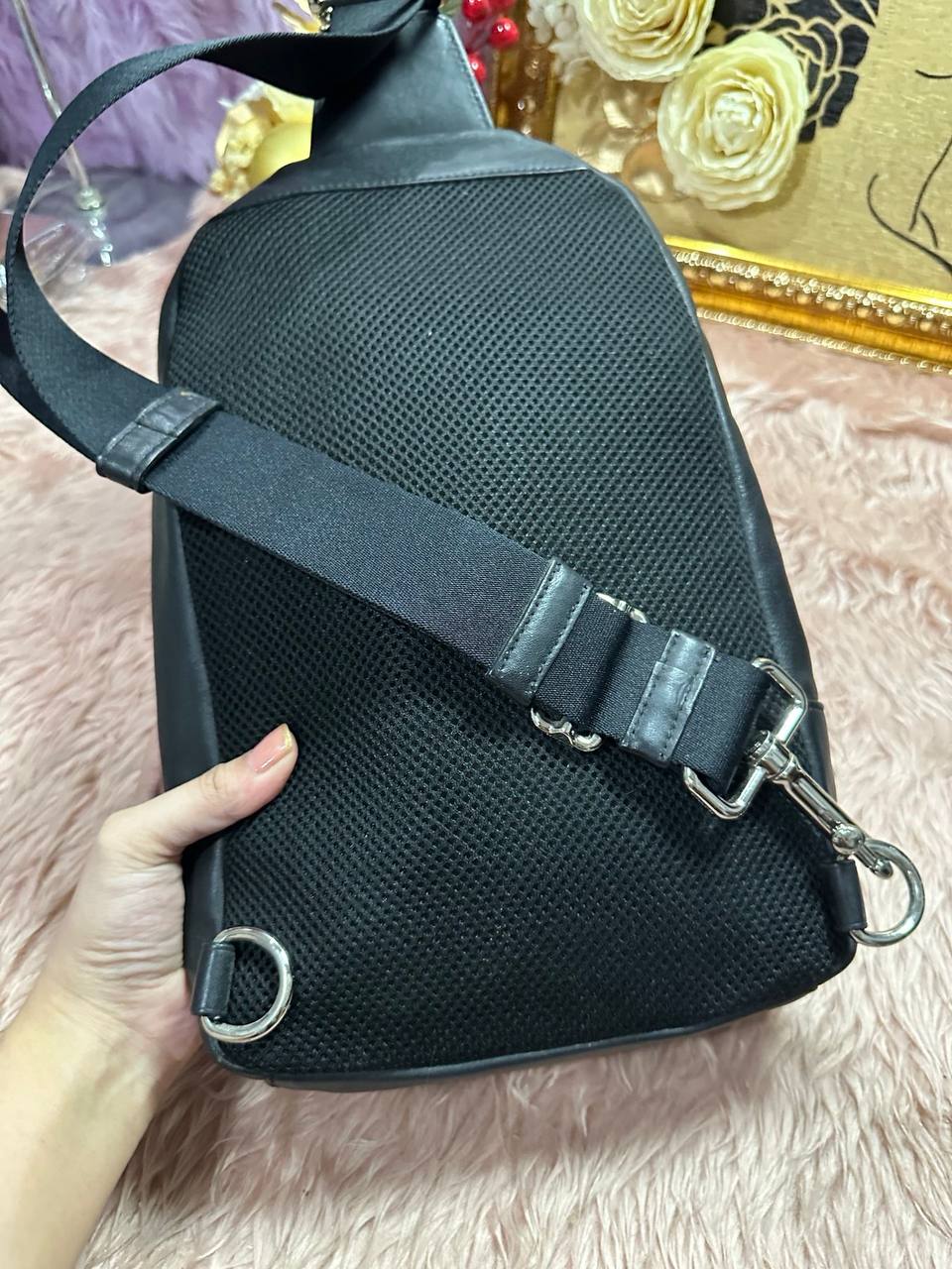 ORIG Preloved COACH Campus Pack Body Bag Black