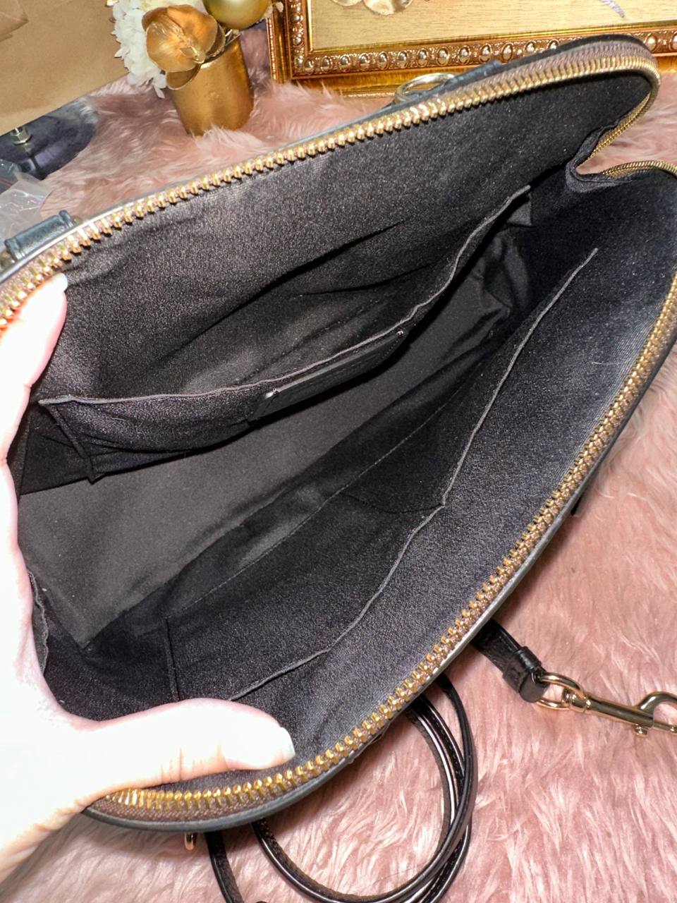 ORIG Preloved Coach Large Sierra Satchel Black Signature Brown Black