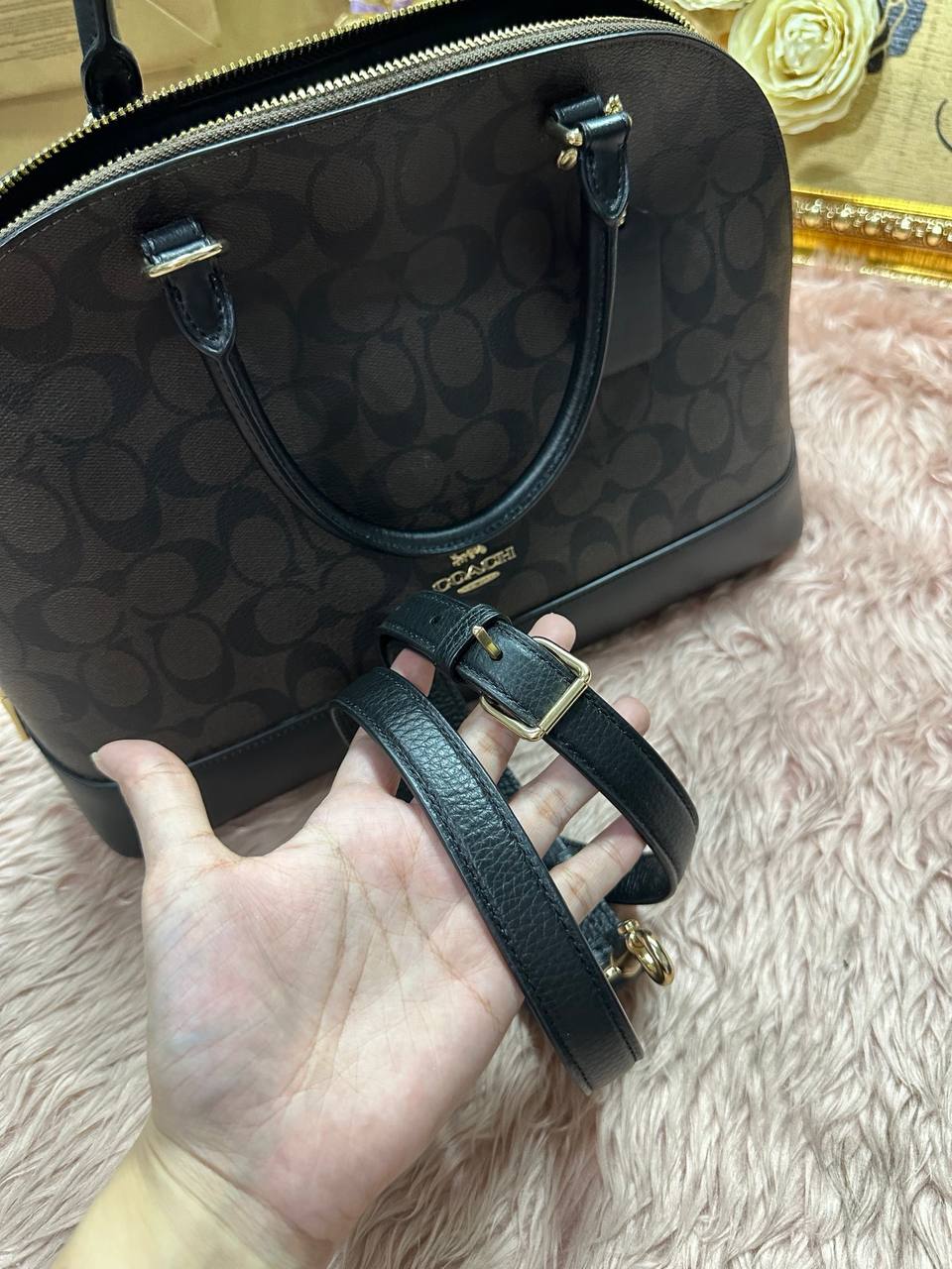 ORIG Preloved Coach Large Sierra Satchel Black Signature Brown Black