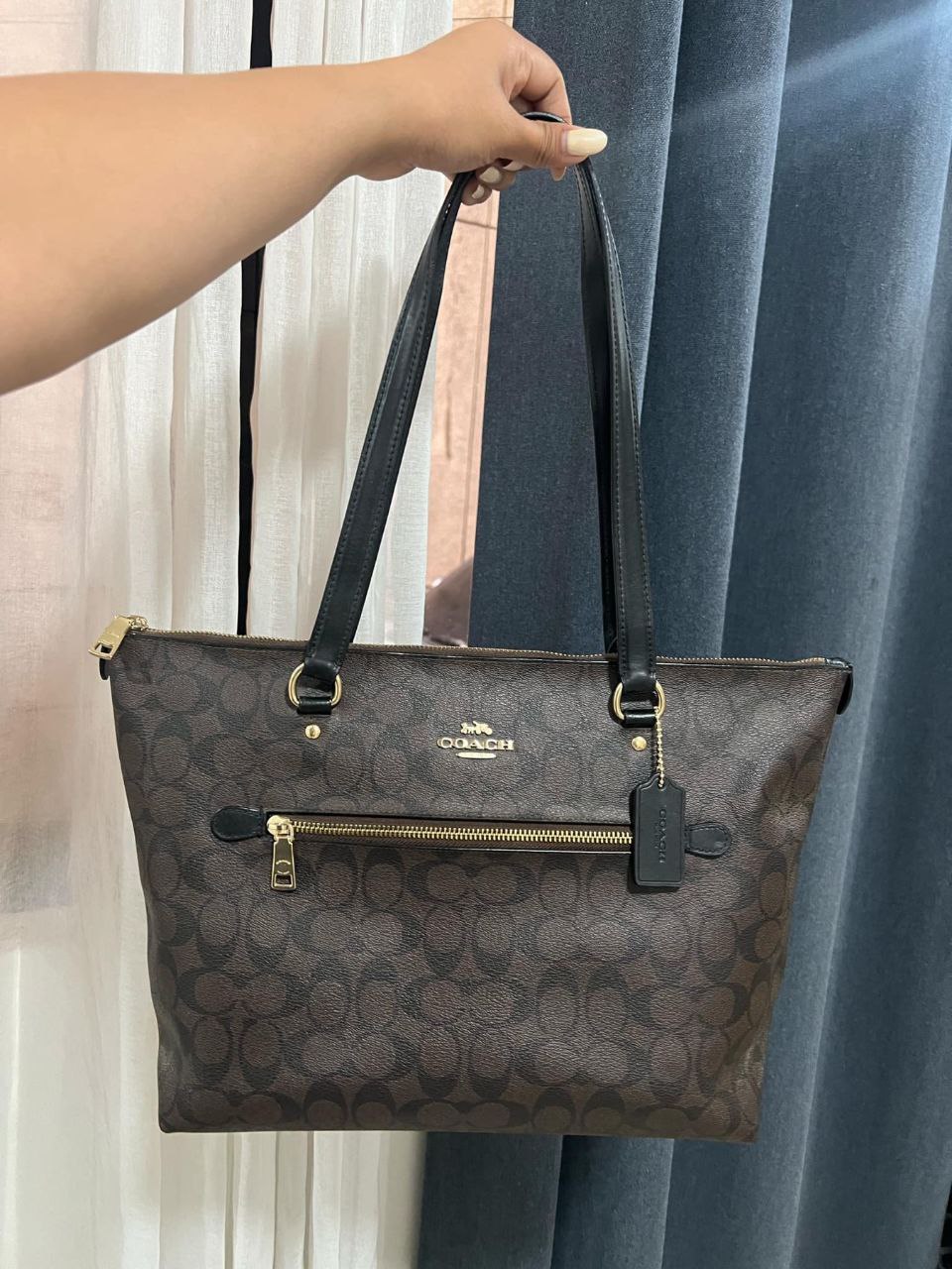 ORIG Preloved Coach Gallery Large Tote In Signature Canvas Brown