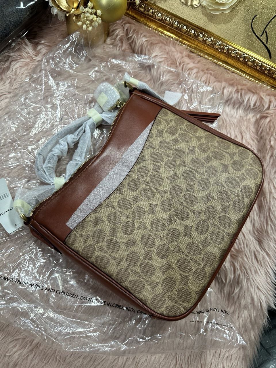 ORIG & IMPORTED COACH Retail Chaise Crossbody Bag In Signature Canvas Brown Tan