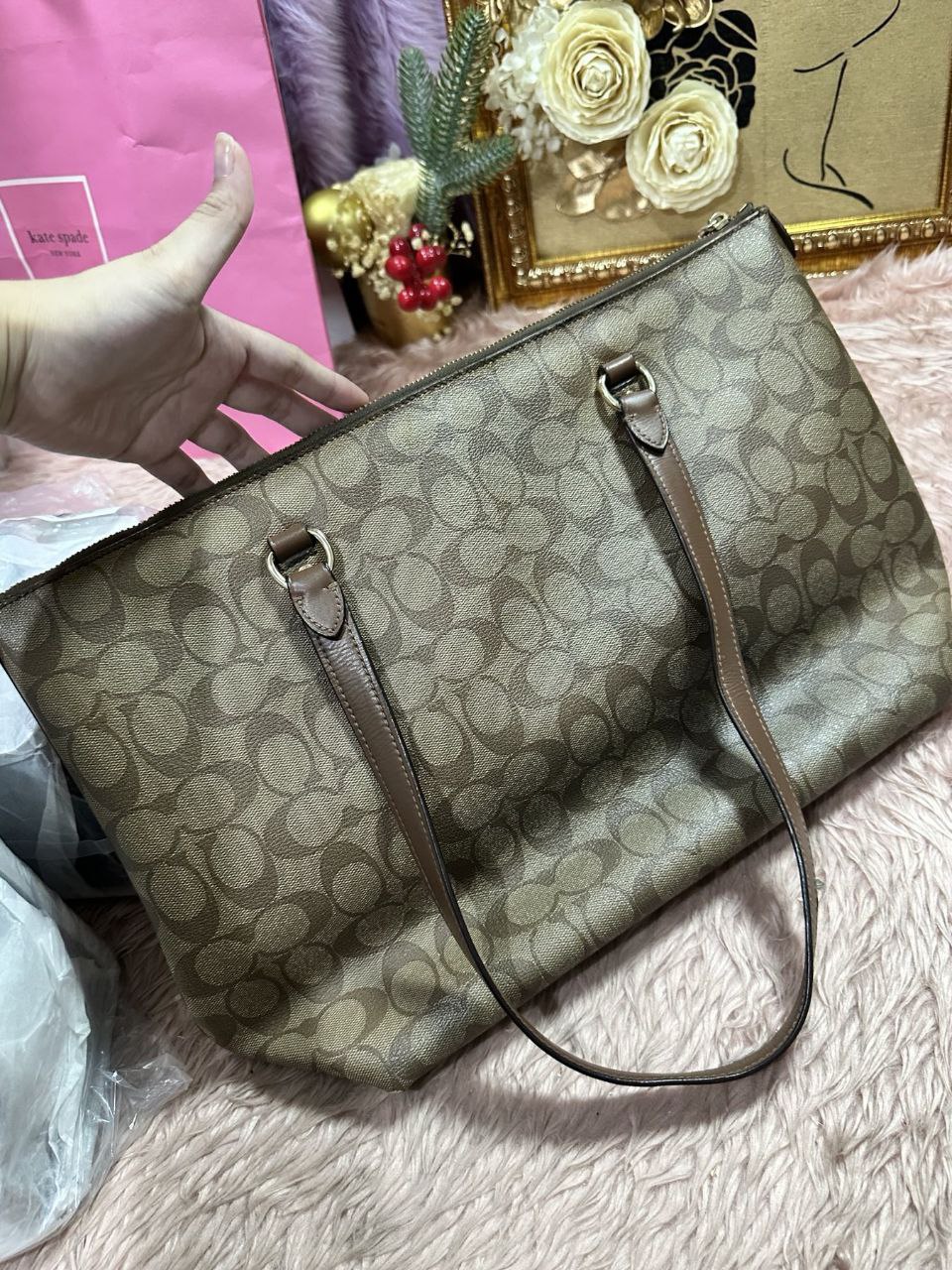 ORIG Preloved Coach Gallery Tote In Signature Canvas Khaki Brown Bag