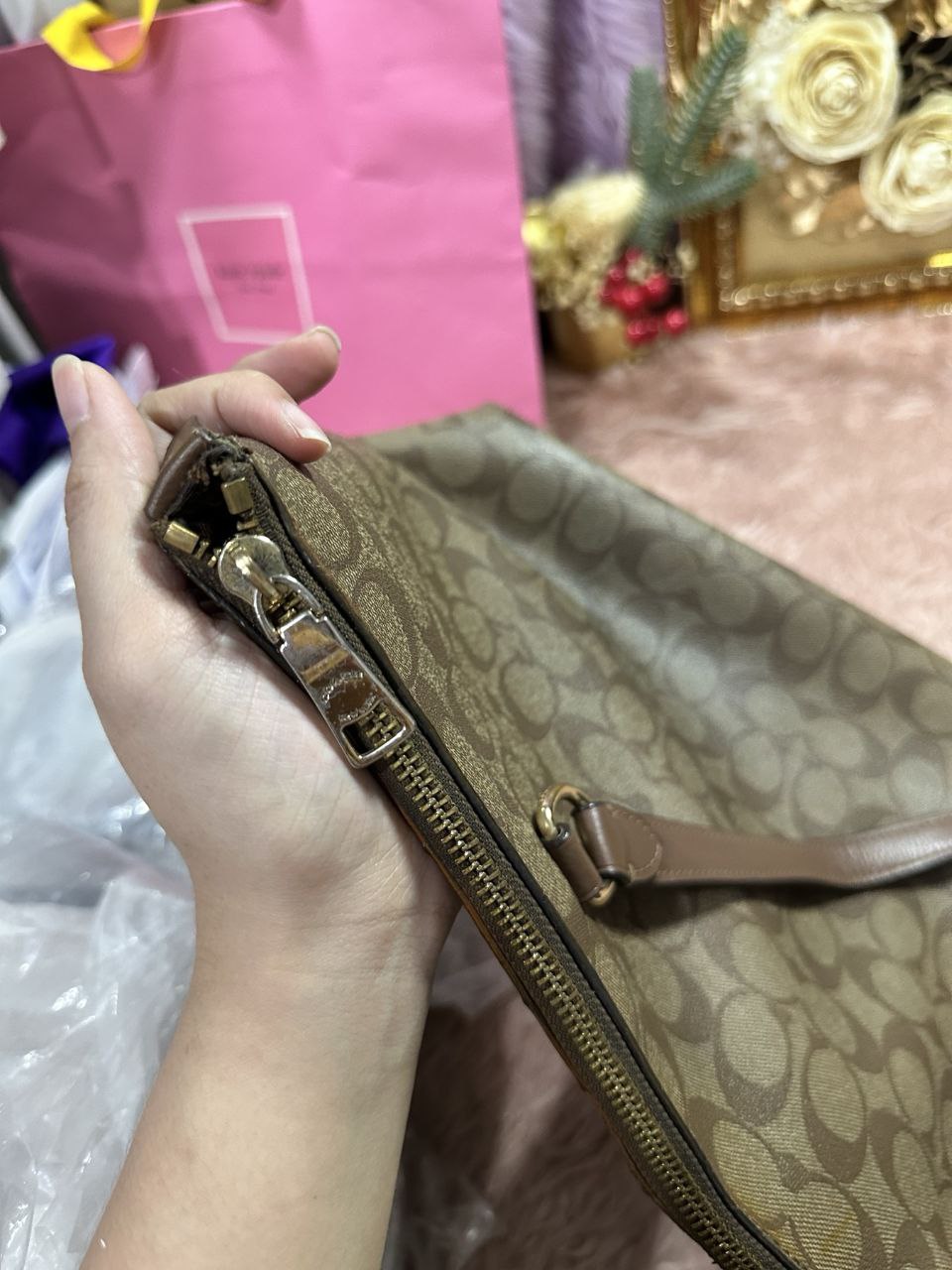 ORIG Preloved Coach Gallery Tote In Signature Canvas Khaki Brown Bag