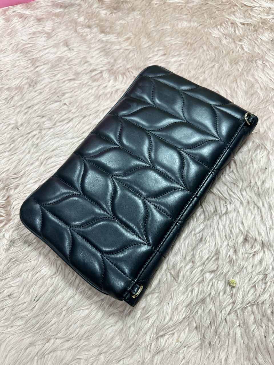 ORIG Preloved Michael Kors MK Peyton Clutch Large Quilted Clutch Shoulder Bag Black