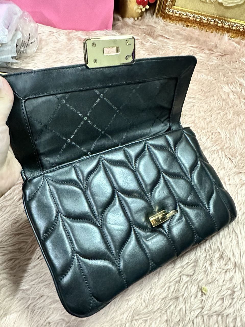 ORIG Preloved Michael Kors MK Peyton Clutch Large Quilted Clutch Shoulder Bag Black