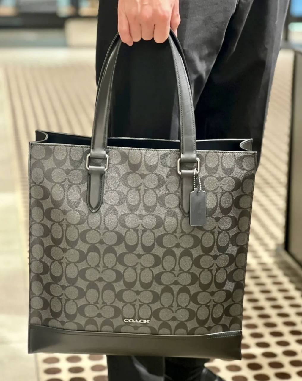 ORIG Preloved Coach Graham Structured Large Men Laptop Tote Bag In Signature Canvas Black