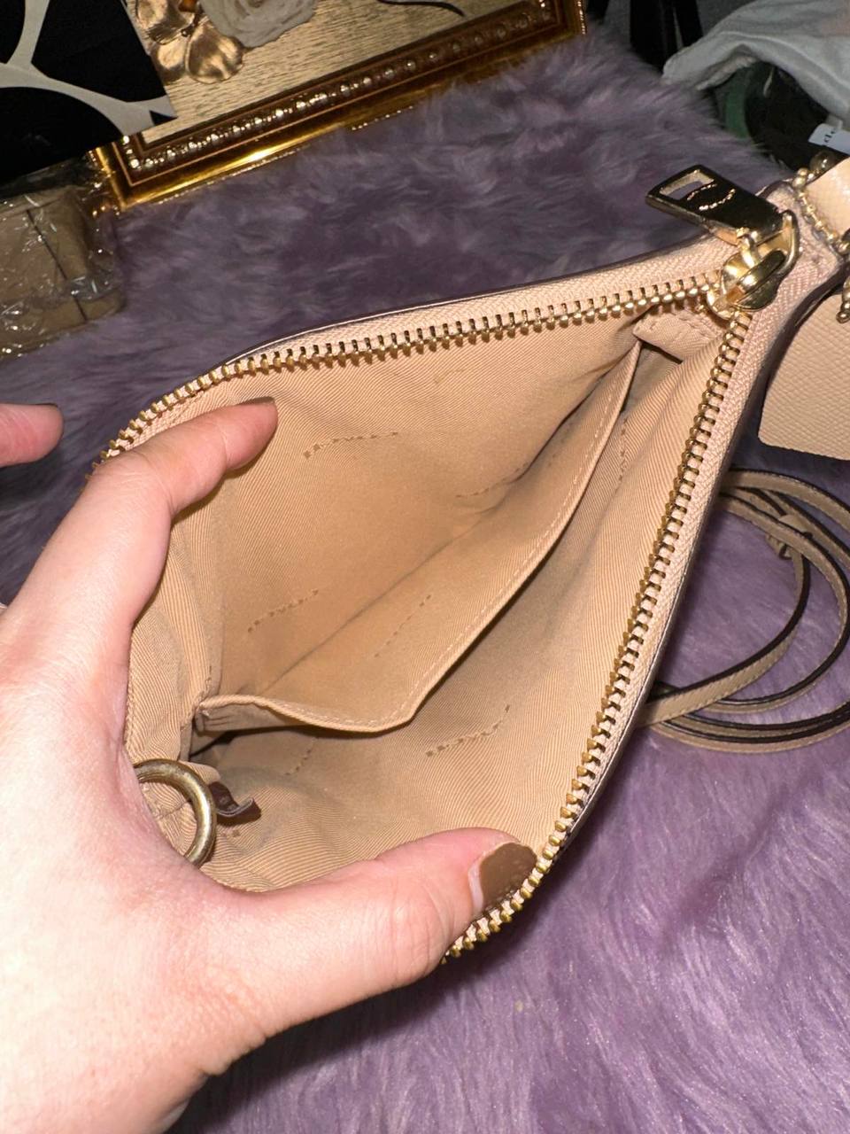 ORIG Preloved Coach Kitt Messenger Slim Bag Beige