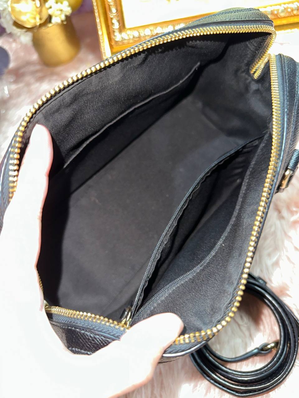 ORIG Preloved COACH Rowan Satchel Black Bag