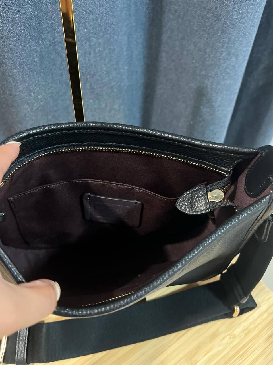 ORIG Preloved COACH Dempsey File Black Bag