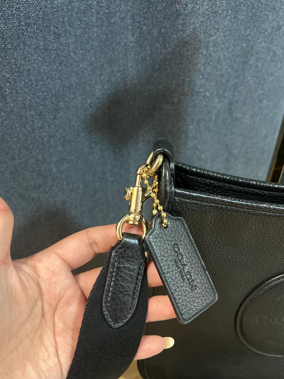 ORIG Preloved COACH Dempsey File Black Bag