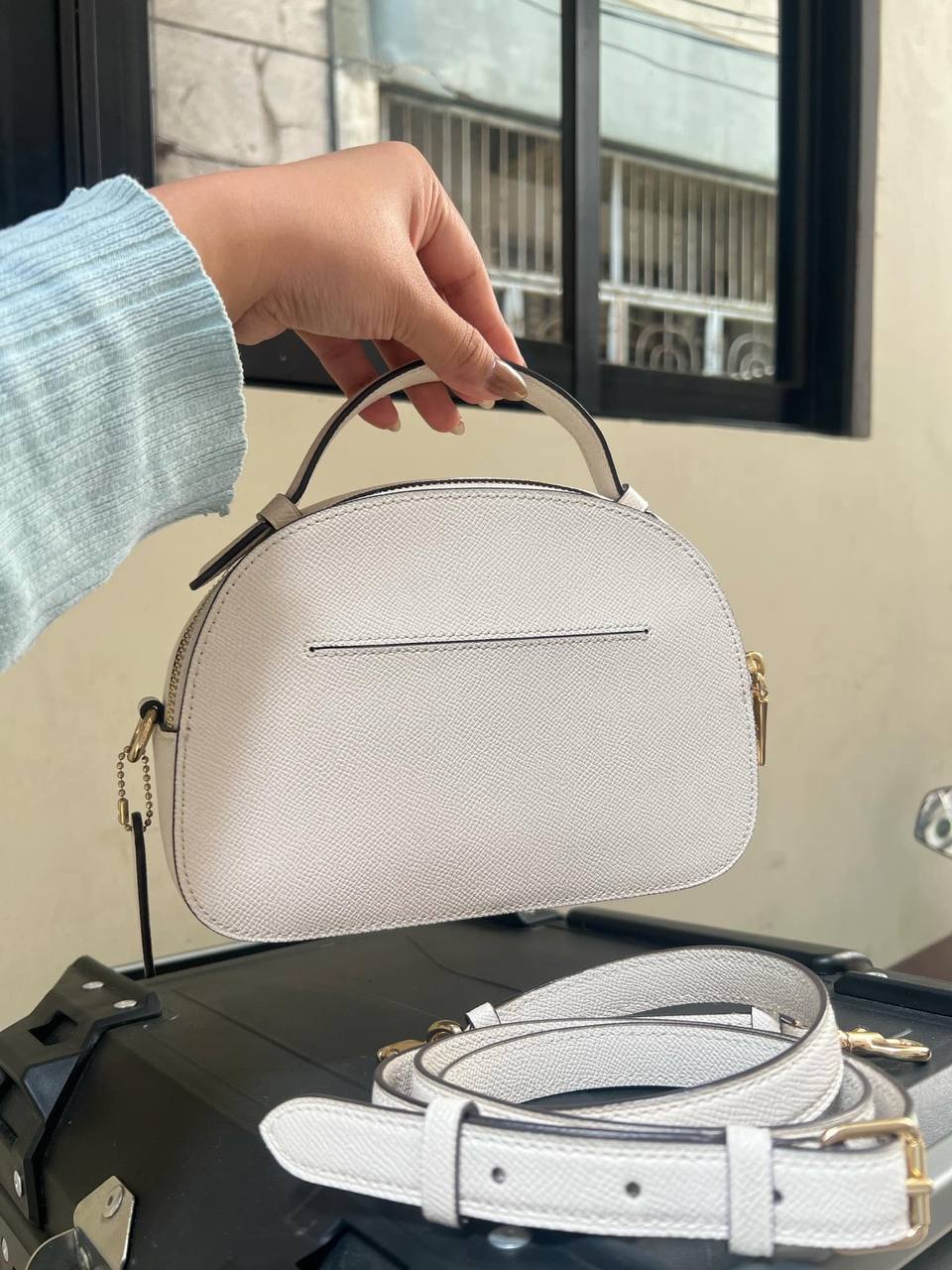 ORIG Preloved COACH RARE Serena Satchel White Chalk Bag