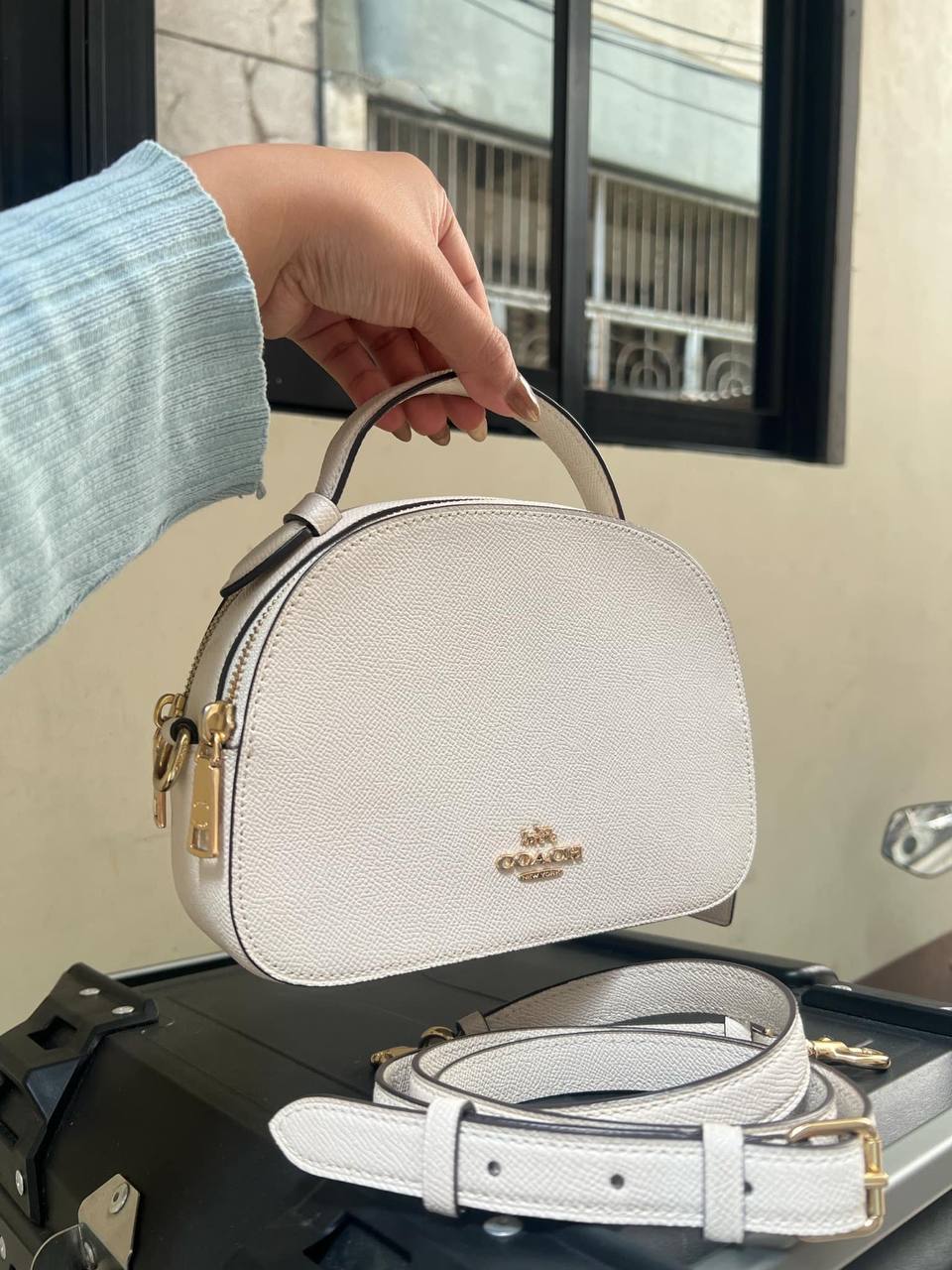 ORIG Preloved COACH RARE Serena Satchel White Chalk Bag