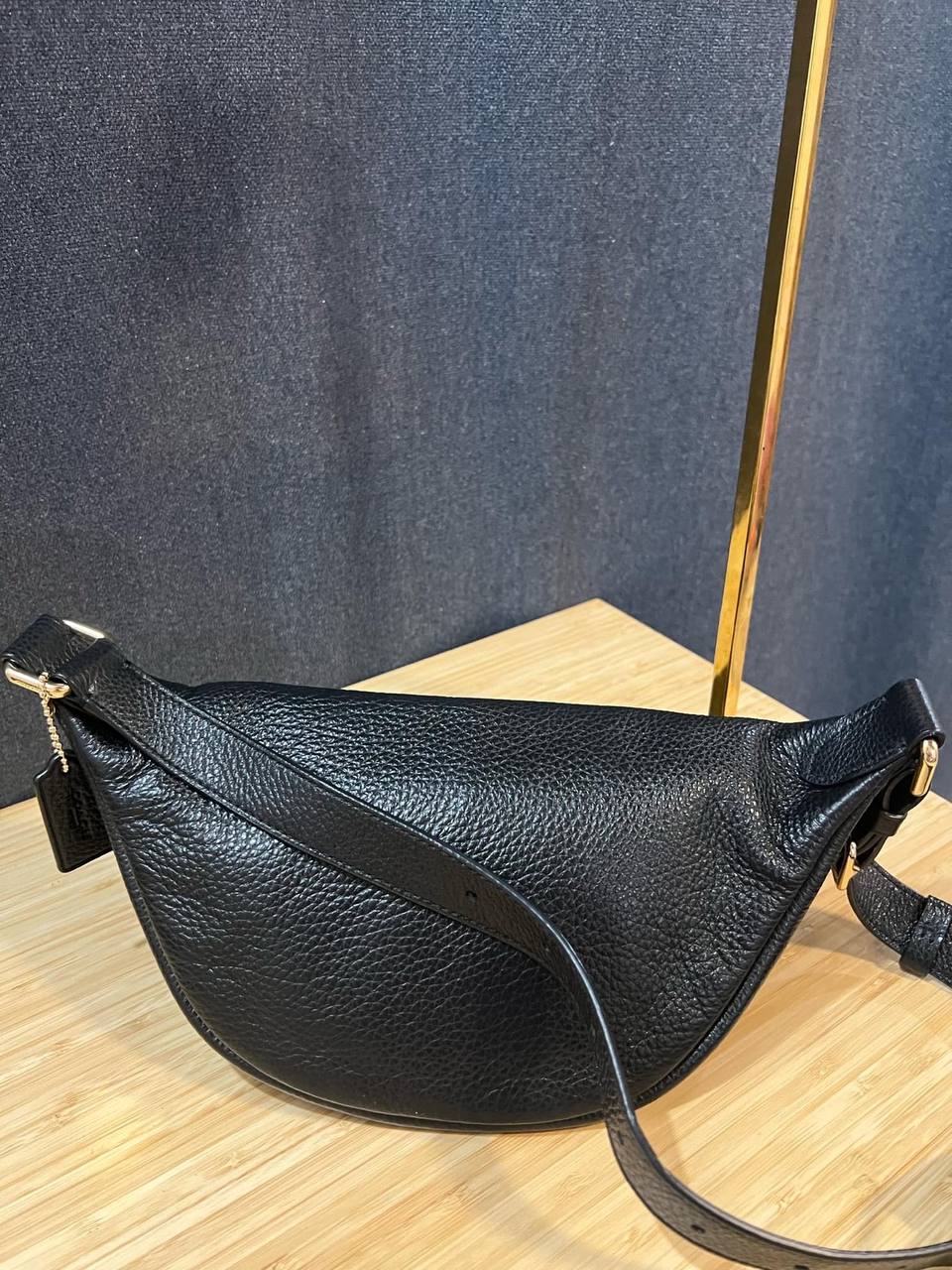 ORIG Preloved COACH Belt Bag Black